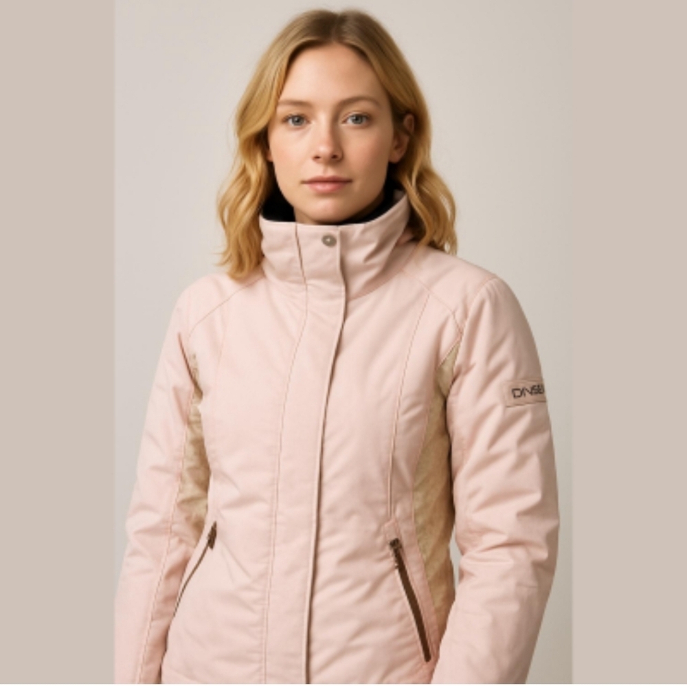 Descente DNA Ski Snowboarding Jacket in Baby Pink Barbiecore size US 6 Women's